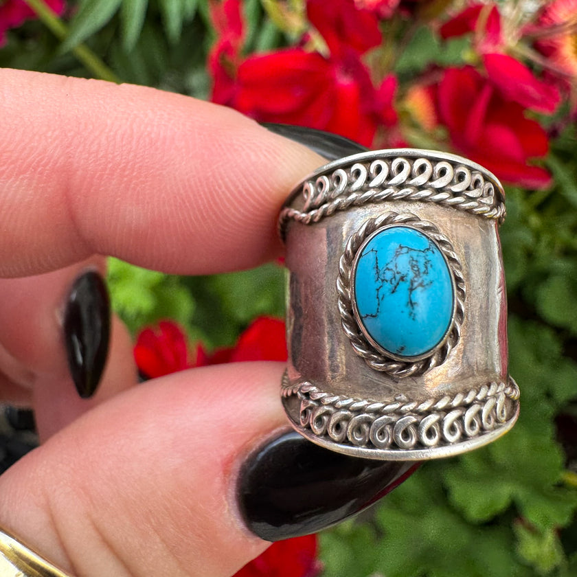 STERLING & TURQUOISE 1970S SOUTHWESTERN BOHO WIDE BAND RING