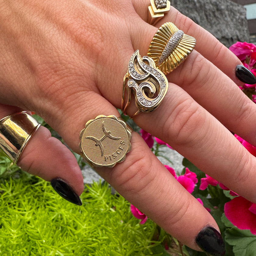 '70s PISCES ZODIAC ADJUSTABLE RING