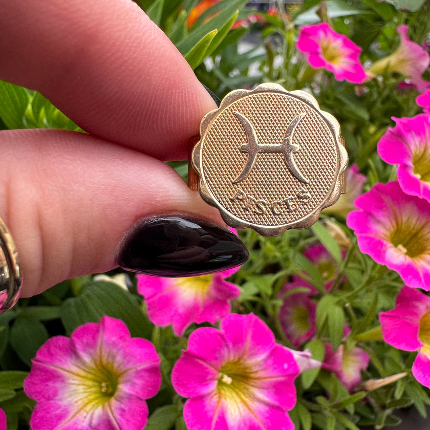 '70s PISCES ZODIAC ADJUSTABLE RING
