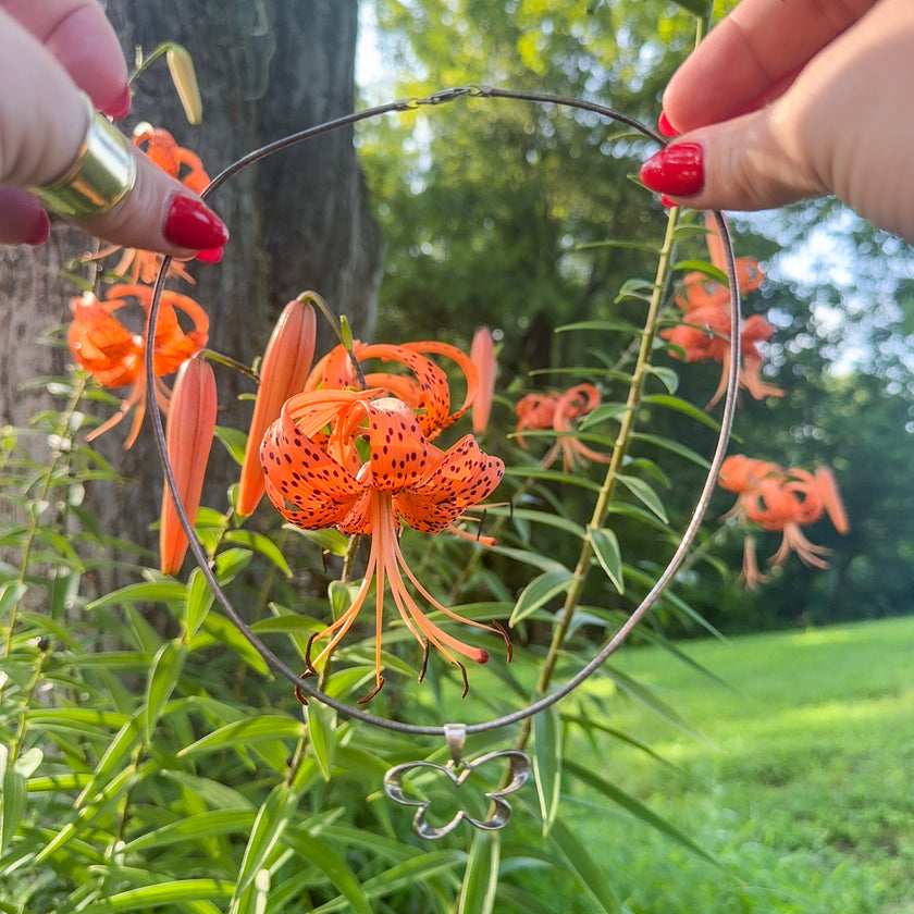 MODERNIST BUTTERFLY DREAMZ