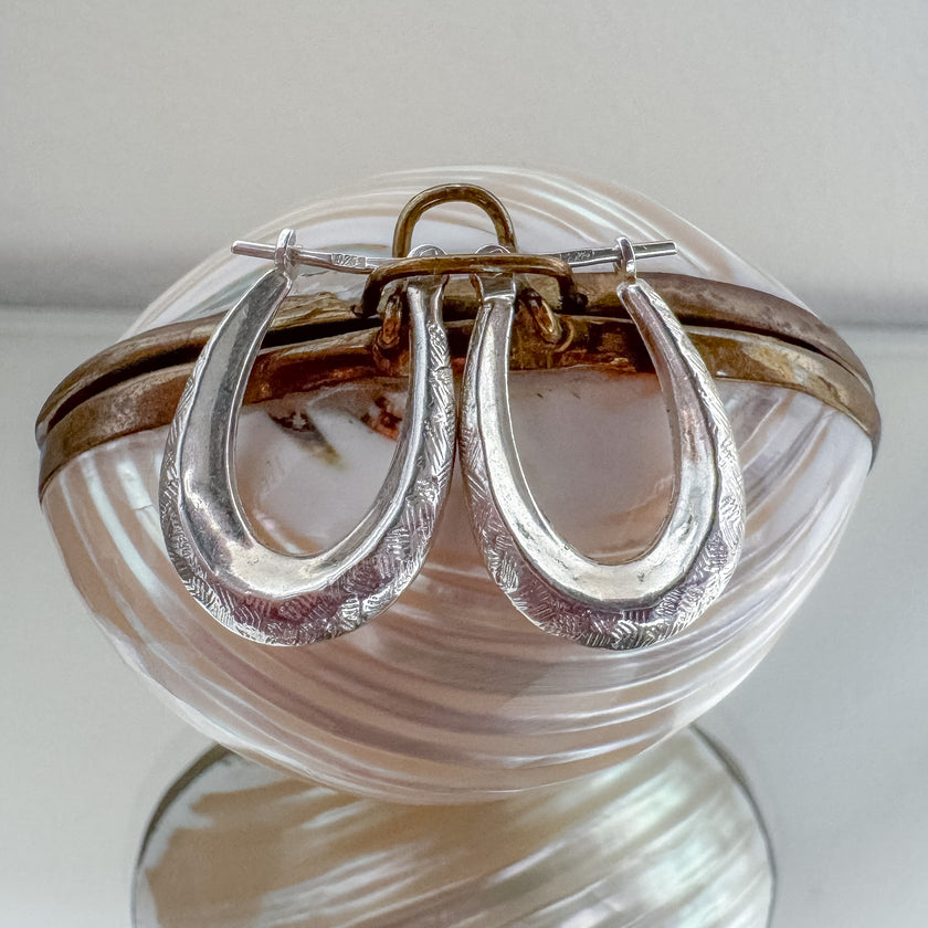 '60s STERLING TEXTURED HUGGIES