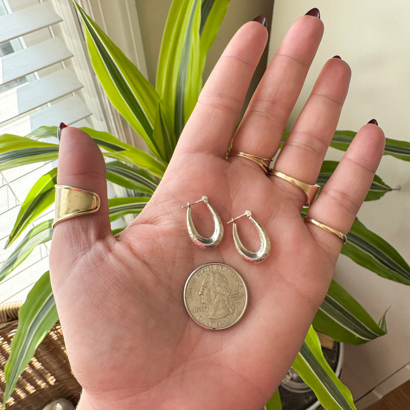 '60s STERLING TEXTURED HUGGIES