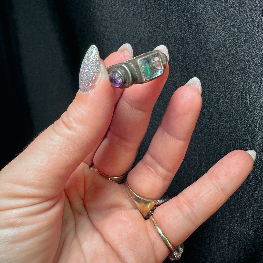 VINTAGE STERLING SILVER AQUAMARINE AND AMETHYST RING