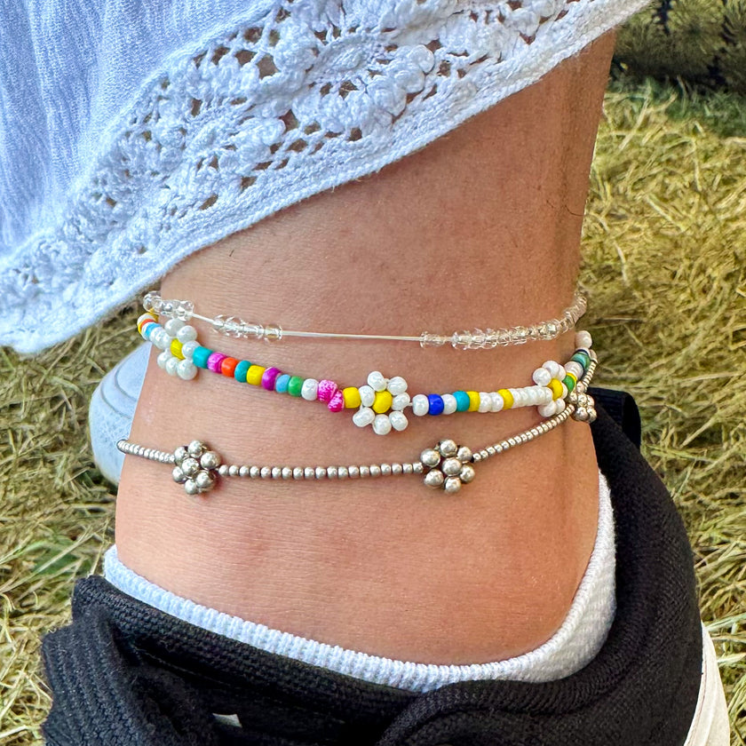 STERLING STRETCHY DAISY CHAIN ANKLET