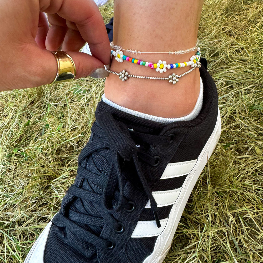 STERLING STRETCHY DAISY CHAIN ANKLET