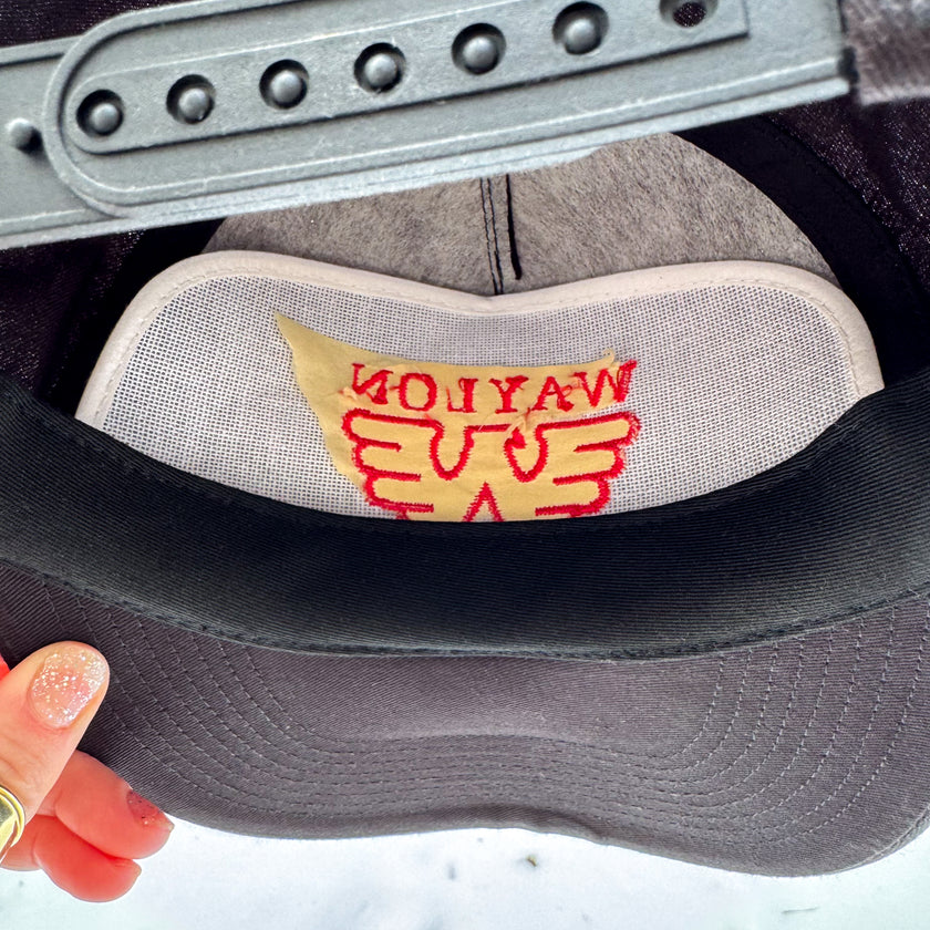 VINTAGE WAYLON JENNINGS ROPE SNAPBACK TRUCKER HAT – DEADSTOCK