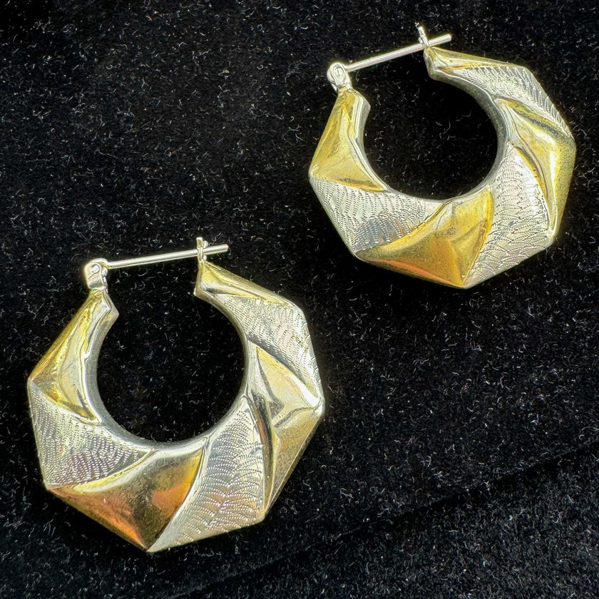 TWO-TONED HOOP PERFECTION