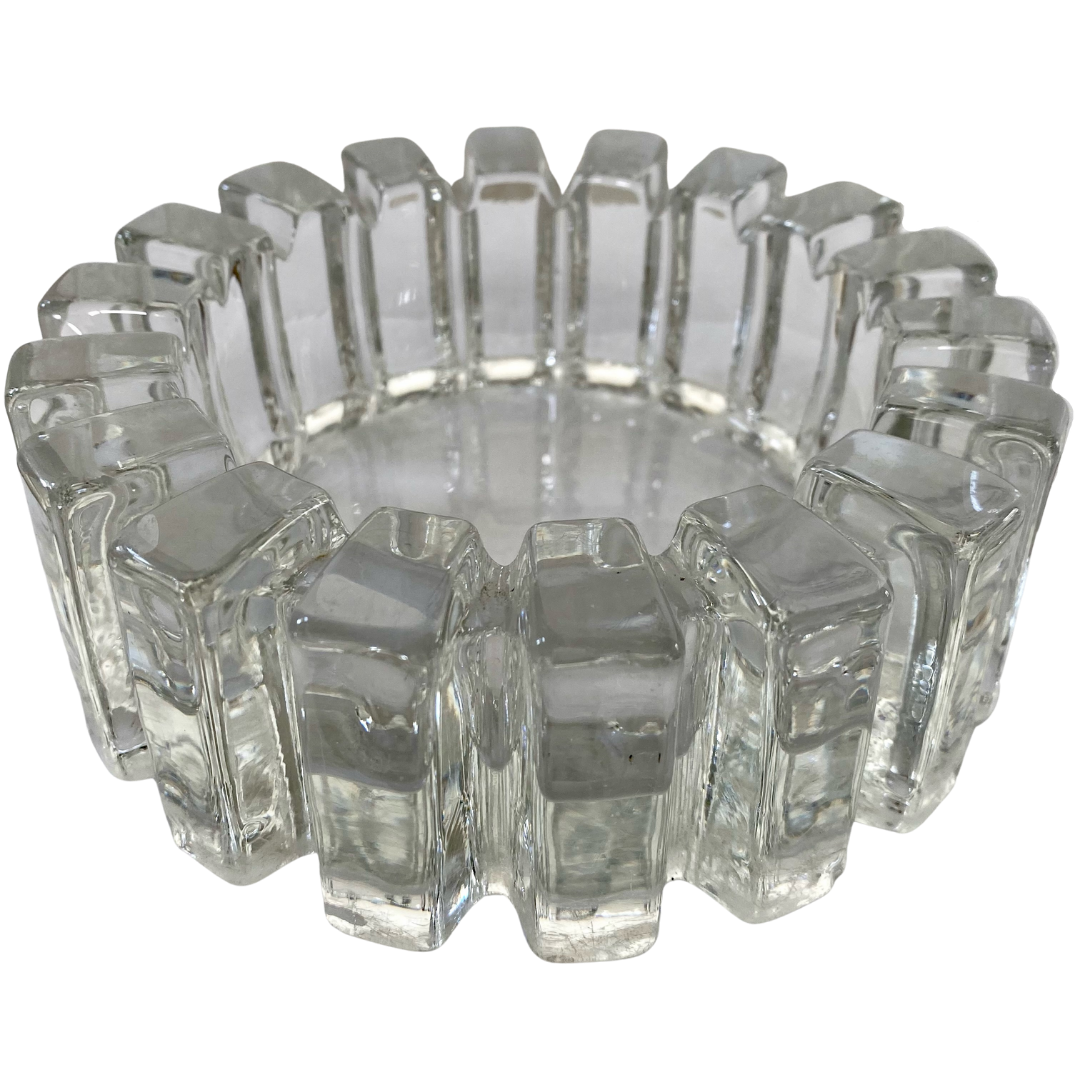 HEAVYWEIGHT GLASS ASHTRAY