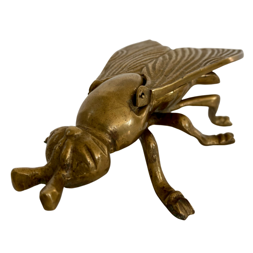 FLY ON THE WALL ASHTRAY